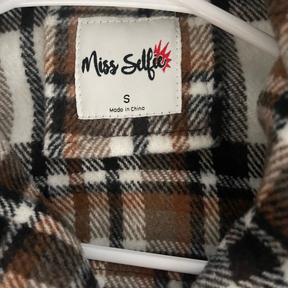 Fall coat - Picture 3 of 3